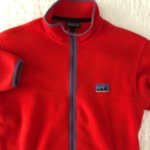 Men’s red Patagonia fleece jacket size L